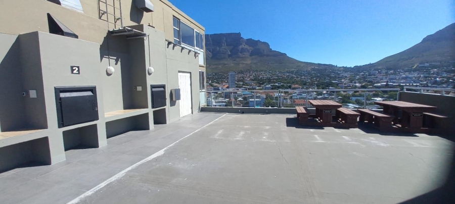 2 Bedroom Property for Sale in Cape Town City Centre Western Cape